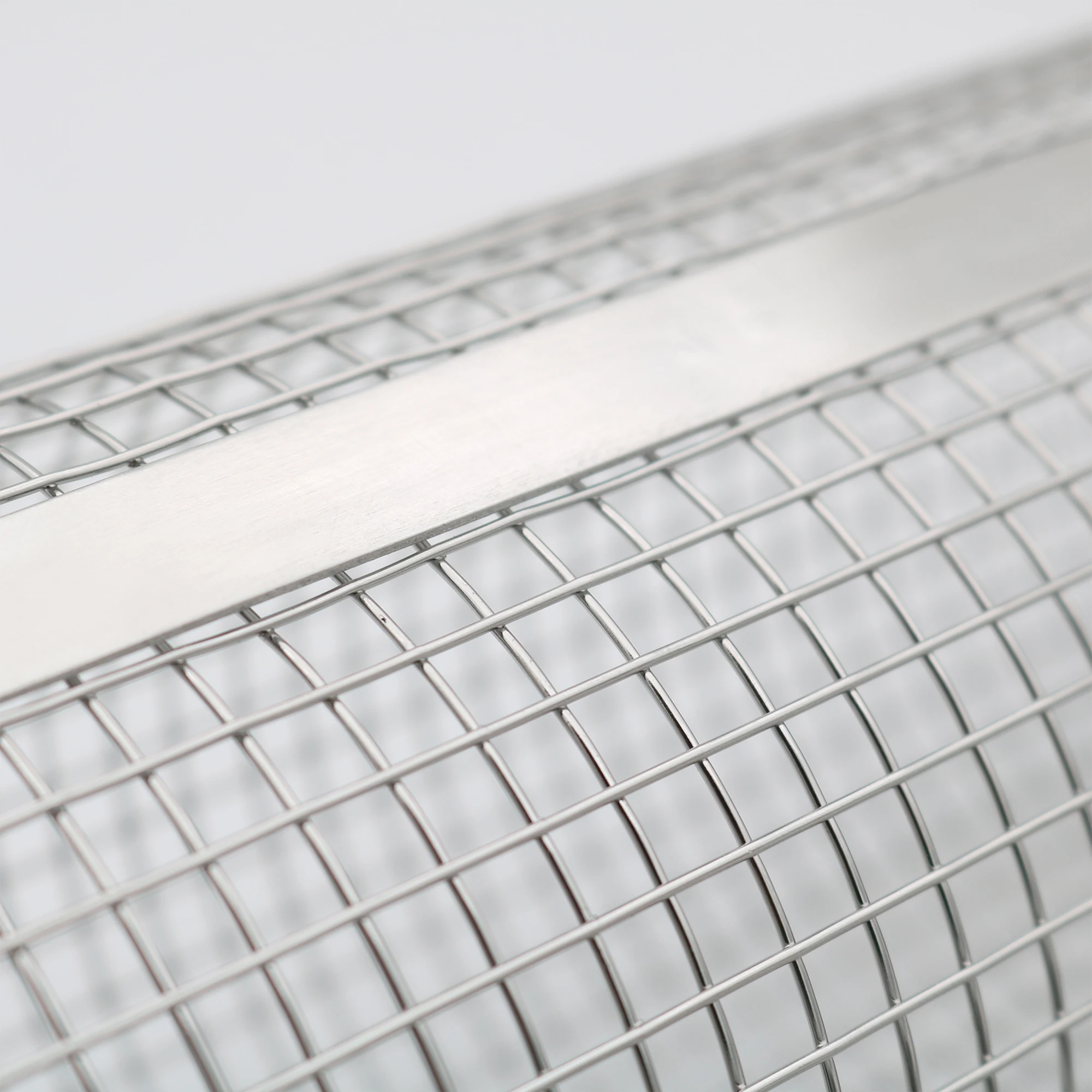 Stainless Steel 304 BBQ Accessories Outdoor Grilling Rolling round Grill Grilling Basket with Net Tube for Bbq