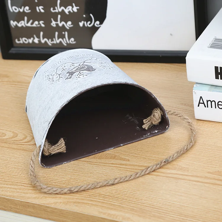 Retro Iron Wall Hanging Flower Pot Wall Flower Basket Hanging Basket Wall Hanging Decorative Rustic Metal Flower Pot