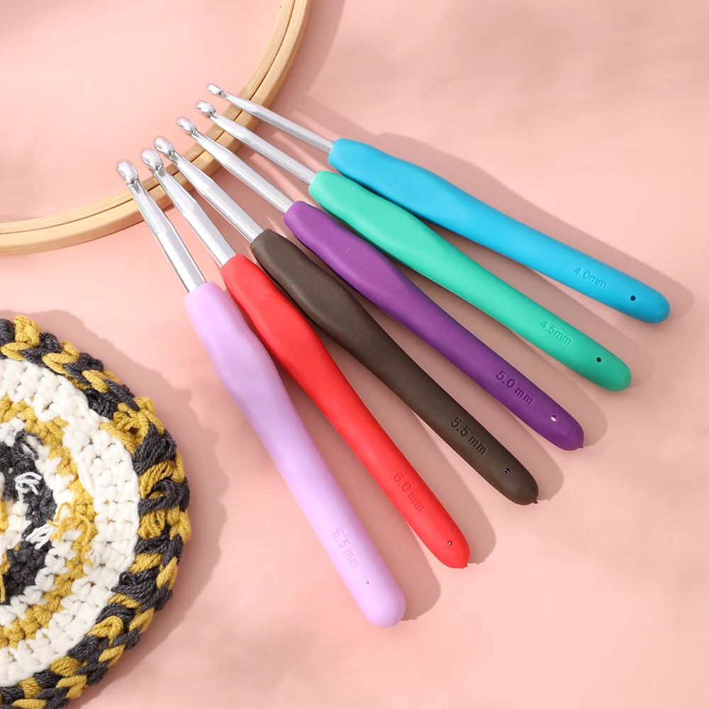 12Pcs/set Multicolor Plastic Handle Aluminum Crochet Hooks 2 mm 10 mm Yarn Sweater Weave Craft Tools Knitting Needle Set