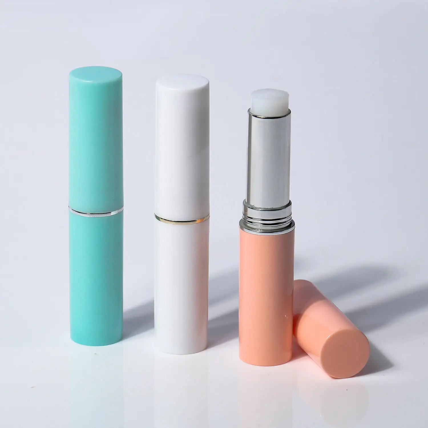Private Label Wholesale Custom Logo Waterproof OEM Moisturizing Chapstick Lip Repair Mini Lip Balm