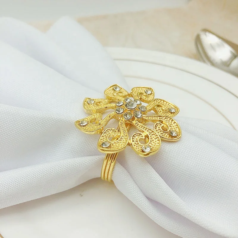 Luxury Flower Napkin Ring Gold Metal Napkin Rings Holder Crystal Diamond Dinner Napkin Rings wedding Table Decoration HWD39