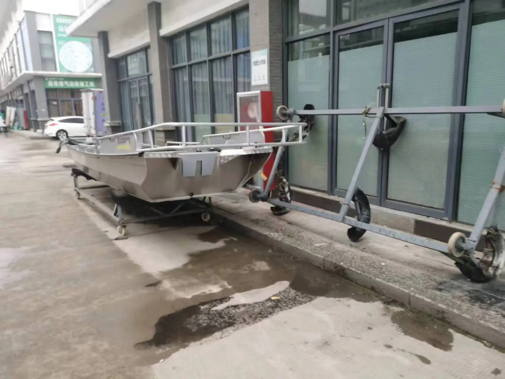 Aluminum Alloy Half Canopy Fishing Boat for Speedboat and Yacht Use