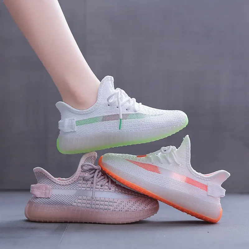 Attractive Price New Type Sports Shoes Men And Women Running 2022 Sneakers