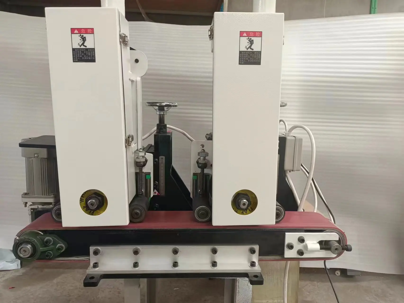 Steel plate sheet polishing machines to polish metal bar surface polisher machine