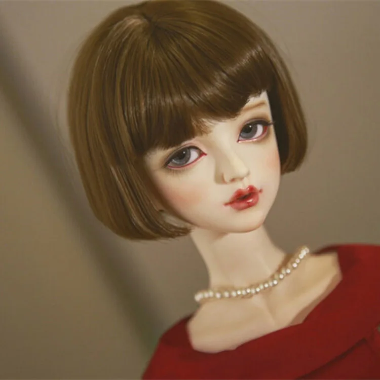 Производители продают кукольные парики из синтетических волос для девочек по дешевой