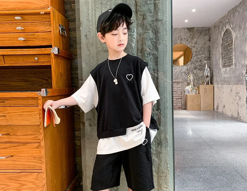 2024 New Style Factory Wholesale High-Quality Korean Version Of Trendy Two-Piece Set For Older Children Boys Solid Color Set