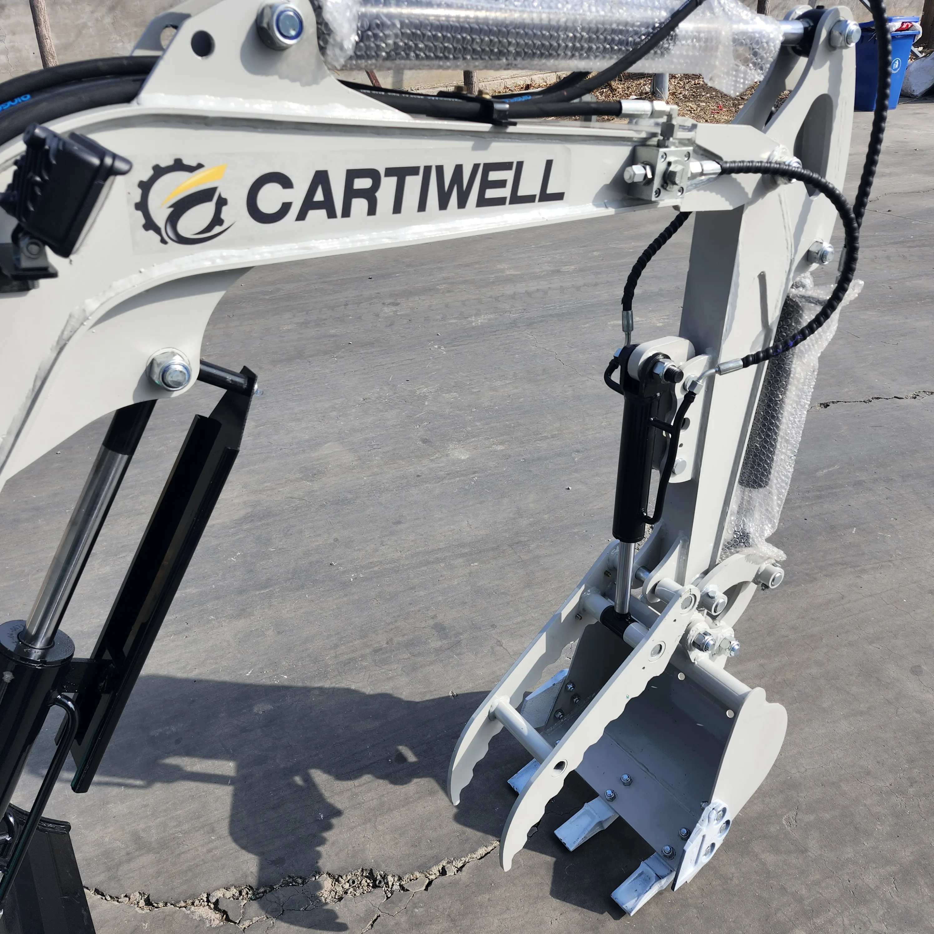 FREE SHIPPING!CARTIWELL Farm Used mini excavator Kubota Engine FOR Sale hydraulic mini pelle excavator cabin EPA EURO 5