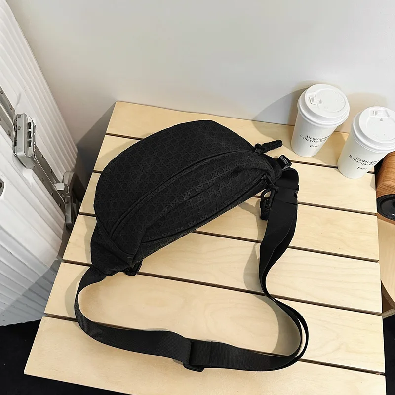 Custom Logo Wholesale Chest Bag Sling Purse Faux Leather Woven Cross Body Bags with Adjustable Strap for Women Men