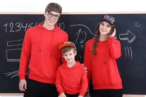 Зимние осенние толстовки с капюшоном для родителей и детей одежда мамы папы сына дочери Одинаковая толстовка логотипом на