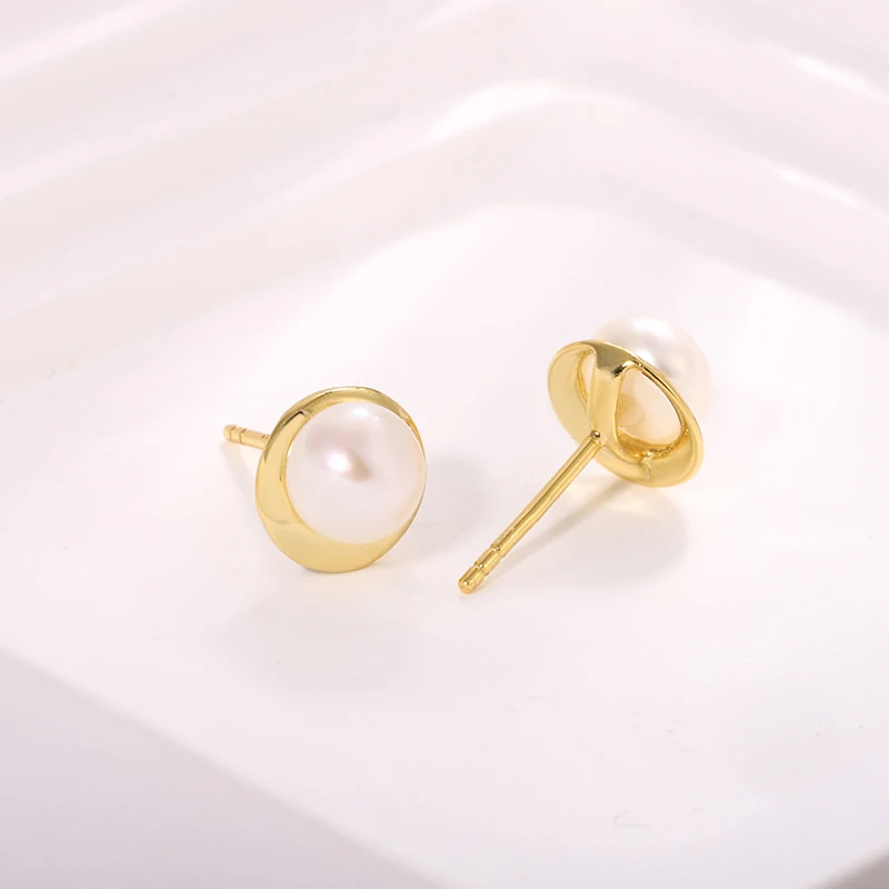 KAMMY 6-6.5mm Crafted Natural Freshwater Pearl 925 Sterling Silver 18k Gold Plated Stud Earrings for Women