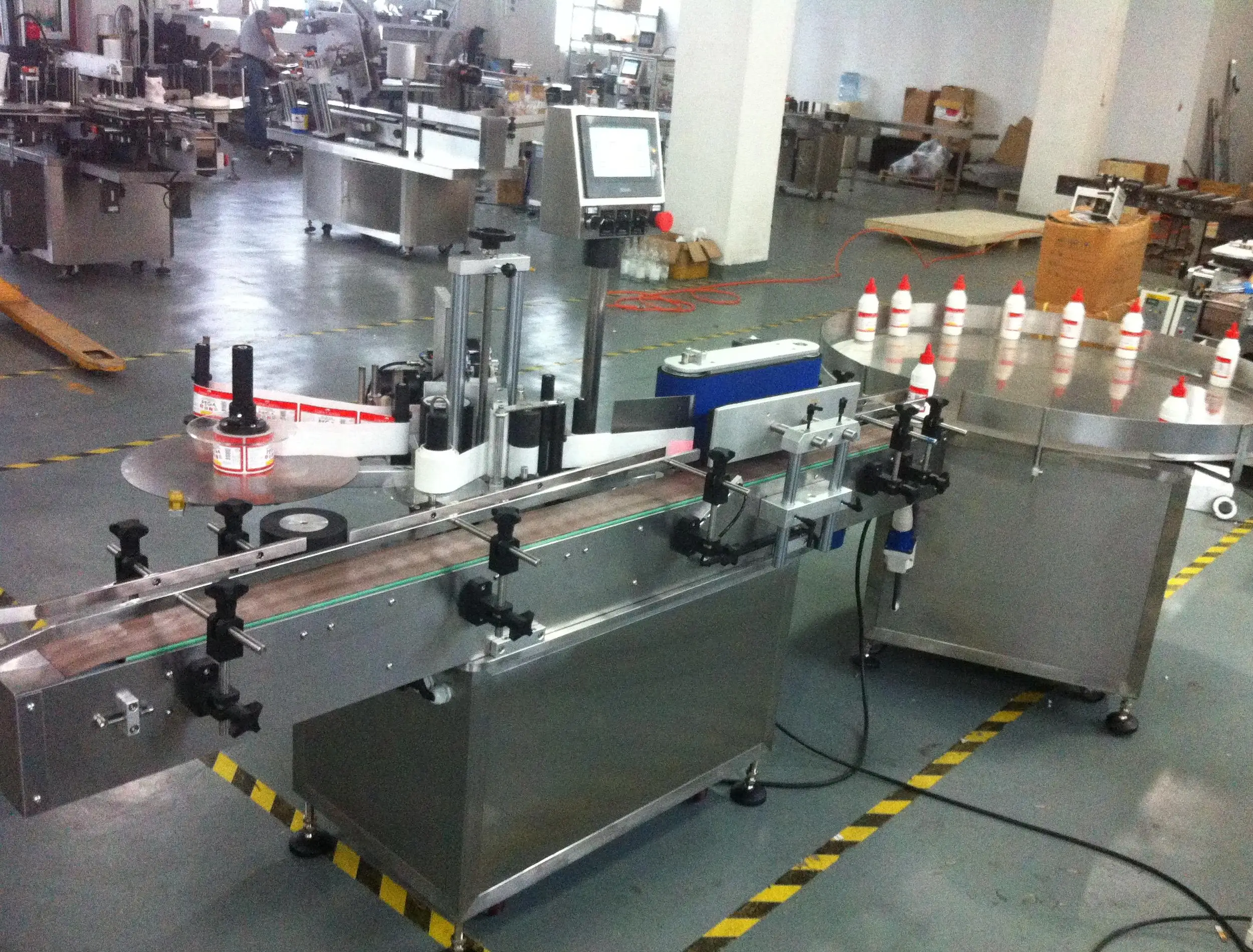 
YIMU YM-510 Full Automatic Cylindrical Nutella Glass Bottle Labeling Machine 