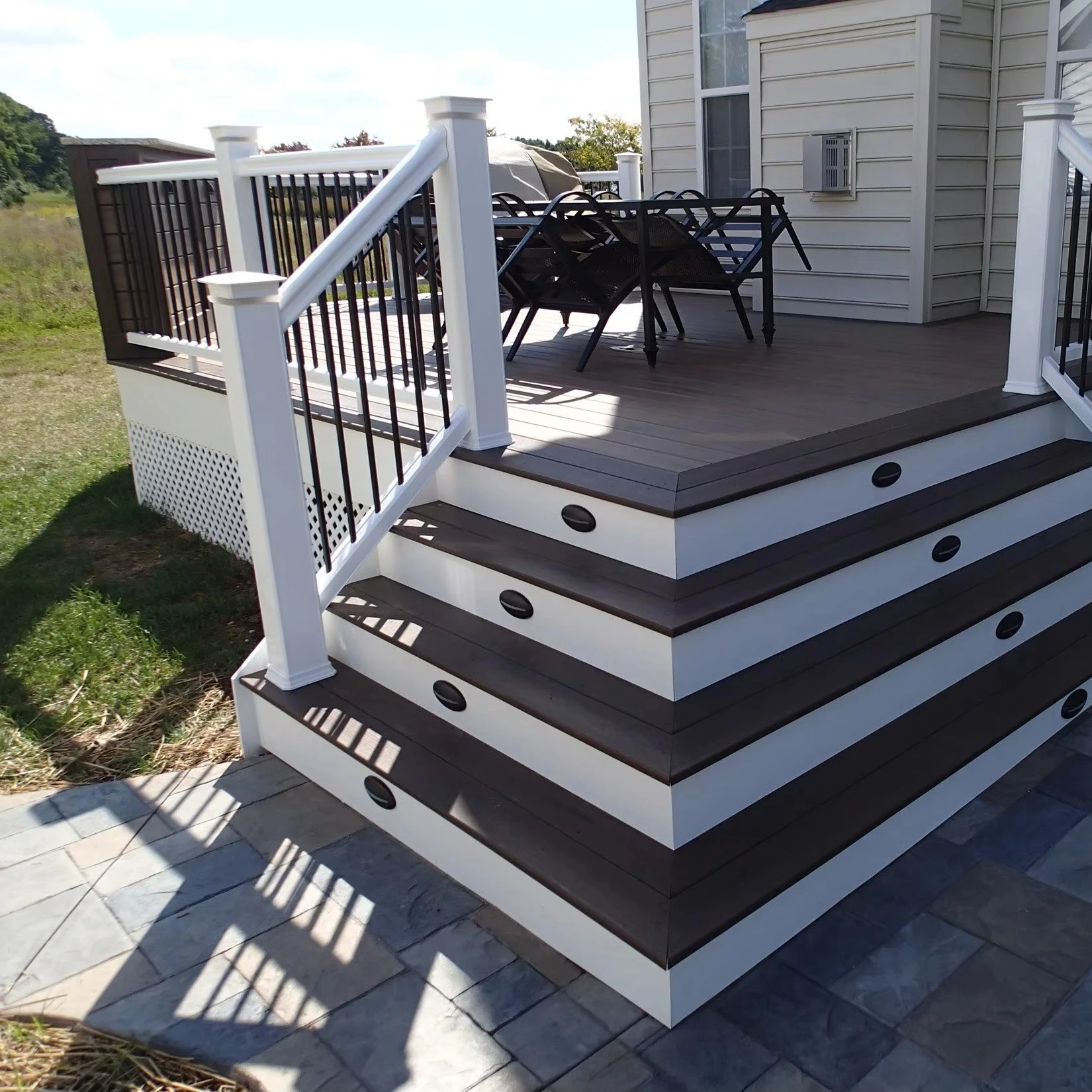 LANDING High quality WPC wood railing pillar railing balconies with railing fittings