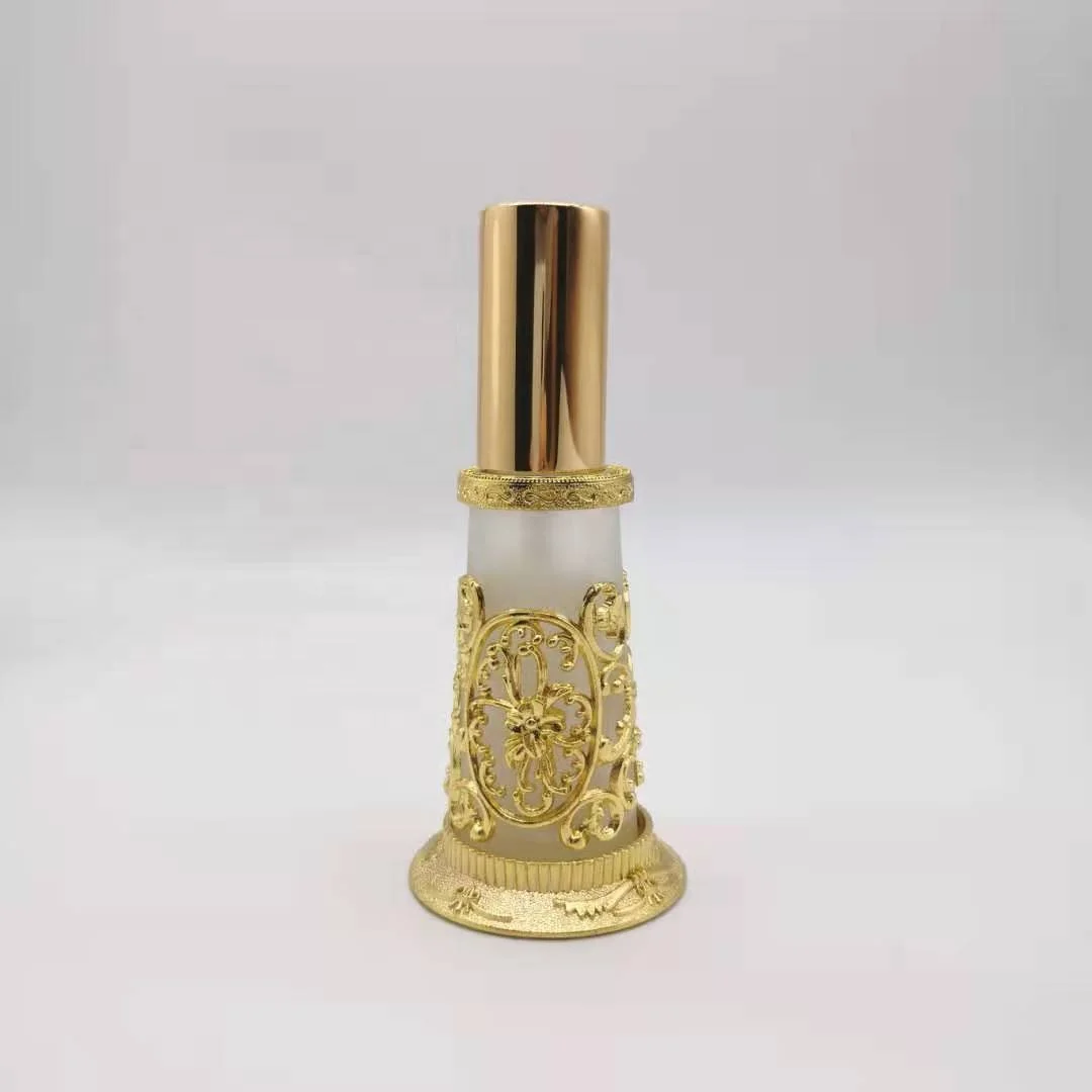 Hot Sale 3-50ml Unique Arabic Style Metal Essential Oil Attar Perfume Glass Bottles With Glass Stick