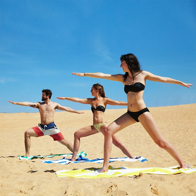 Cross-border hot-selling European and American beach towels Extra-size microfiber towel