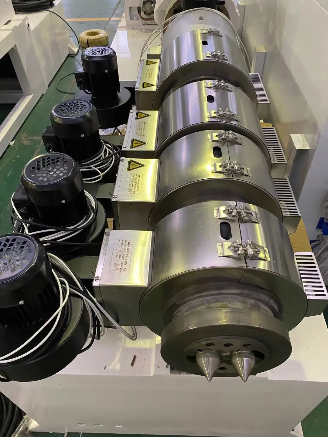 Высококачественные полностью автоматические трубные сгибаемые электрические фитинги из ПВХ оборудование для