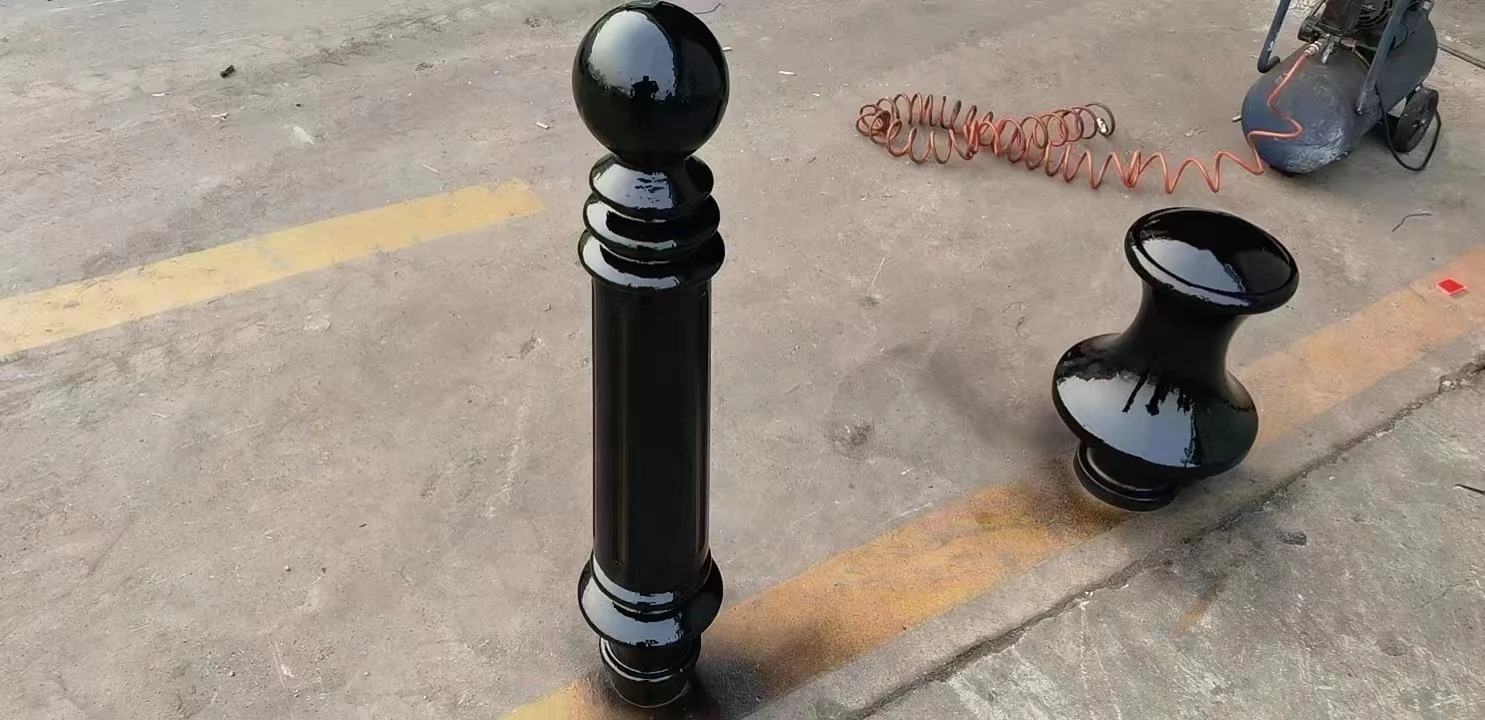 Дорожный столбик из ковкого чугуна