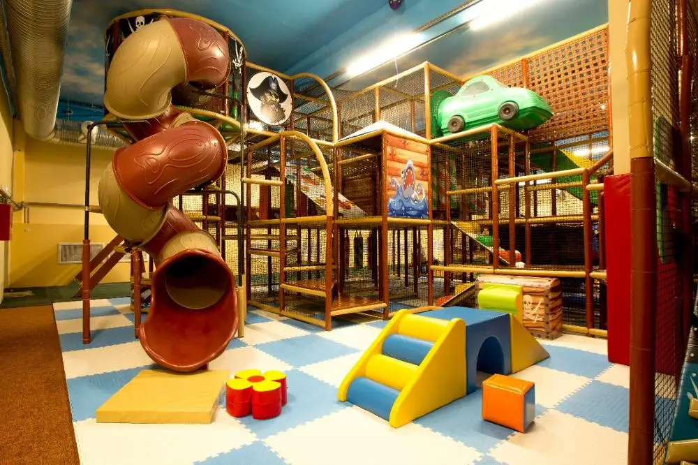 Funny Interactive Spider Tower With Tube Slide