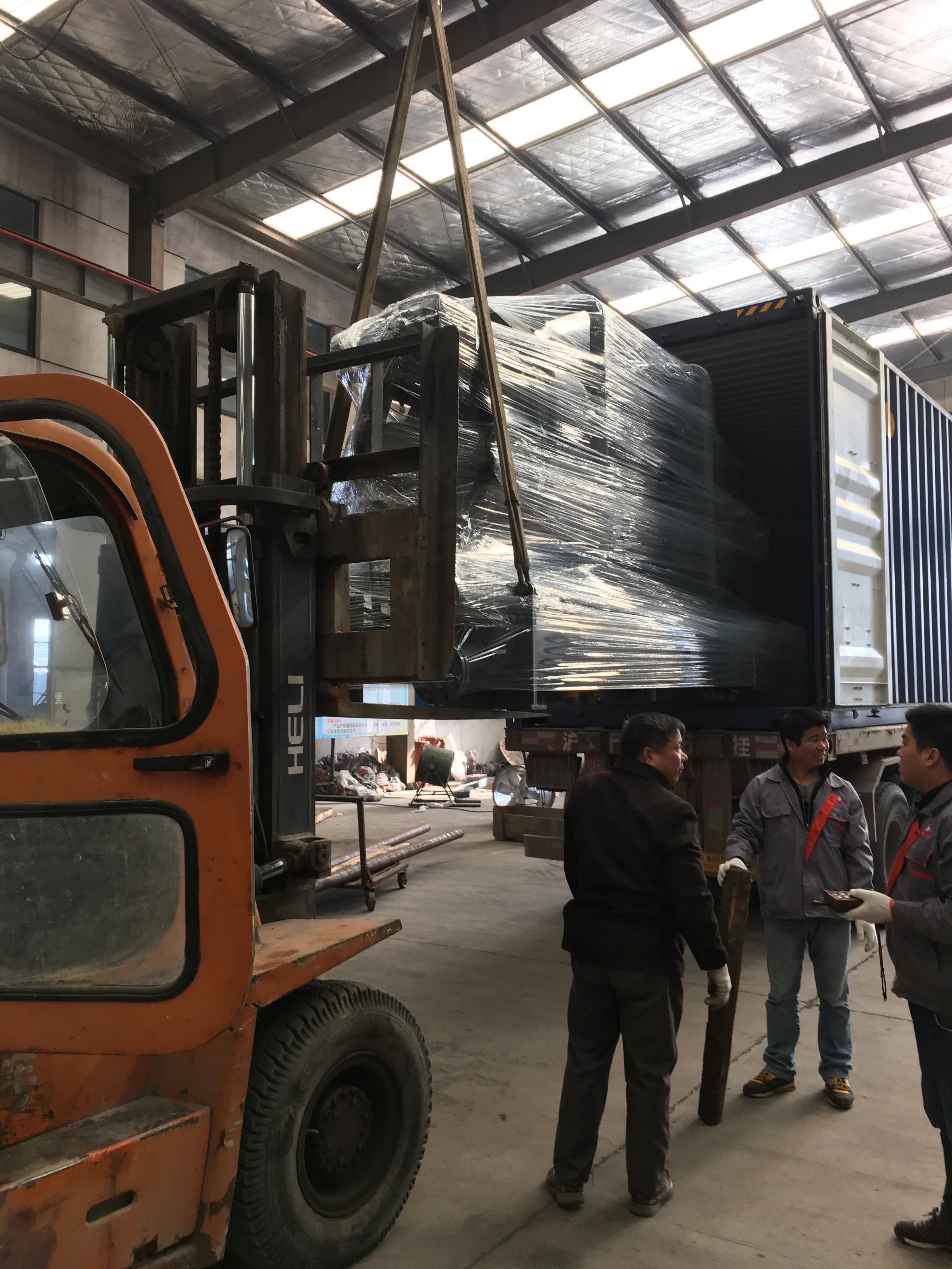 industrial water cooled screw type chiller unit for chemical industry