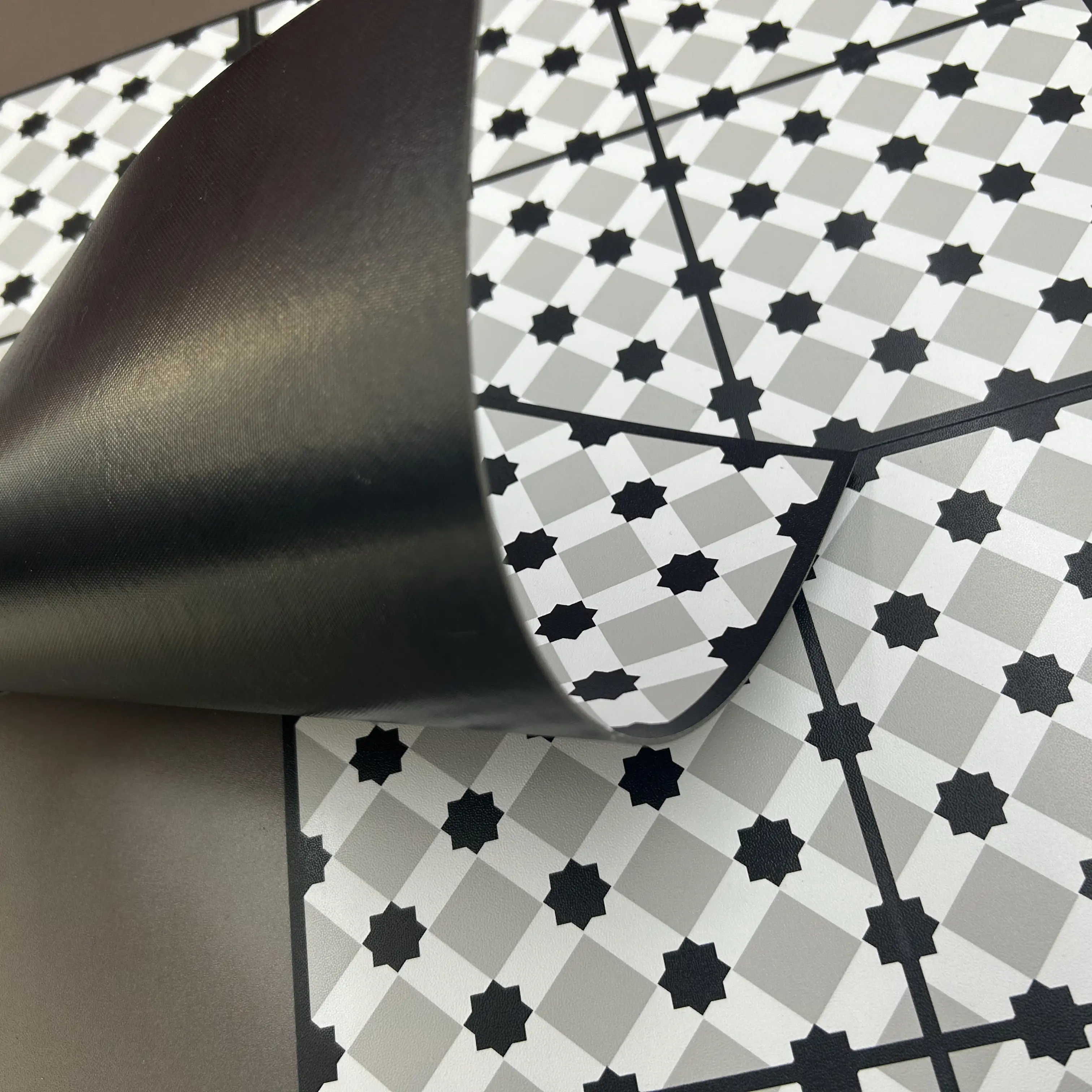 Victorian Style Pvc Floor Tiles Self Adhesive House Decoration Interior Vinyl Sheet Waterproof Adhesive Tiles For Bathroom