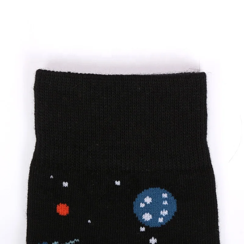 Popular custom jacquard crew socks for men