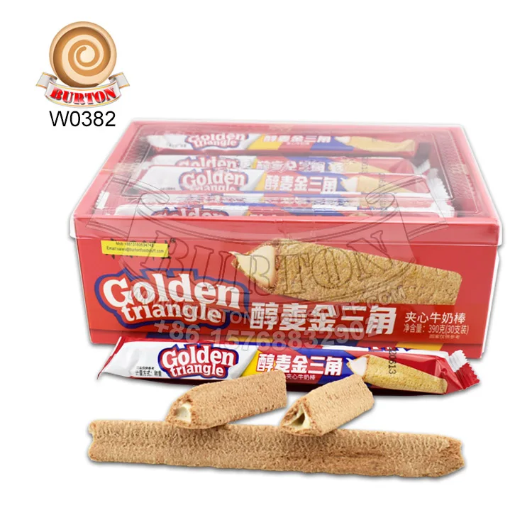 Новое сэндвич-печенье с молочным