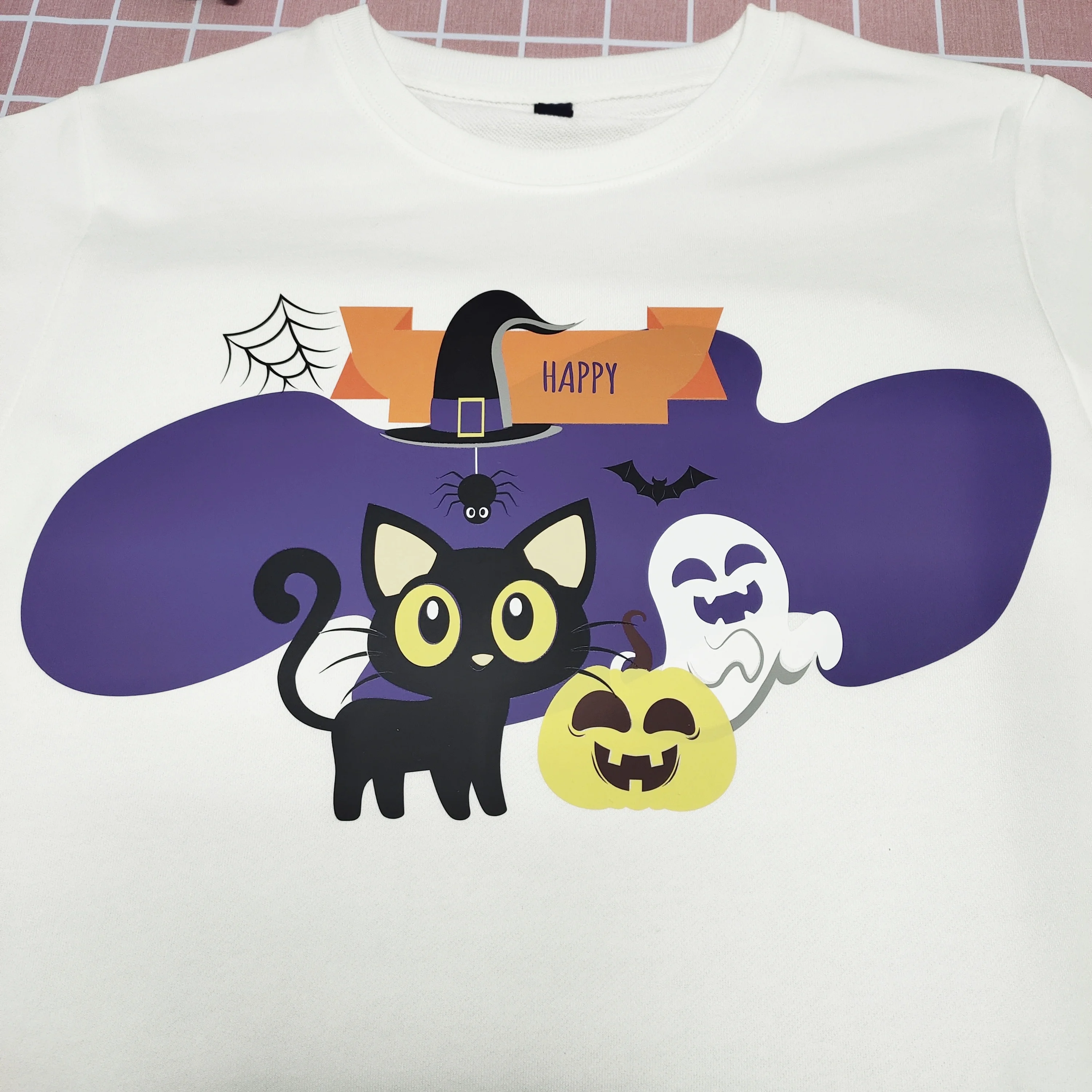 High quality textiles custom free sample htv vinyl rolls pu heat transfer vinyl designs logo for clothing t shirts iron on