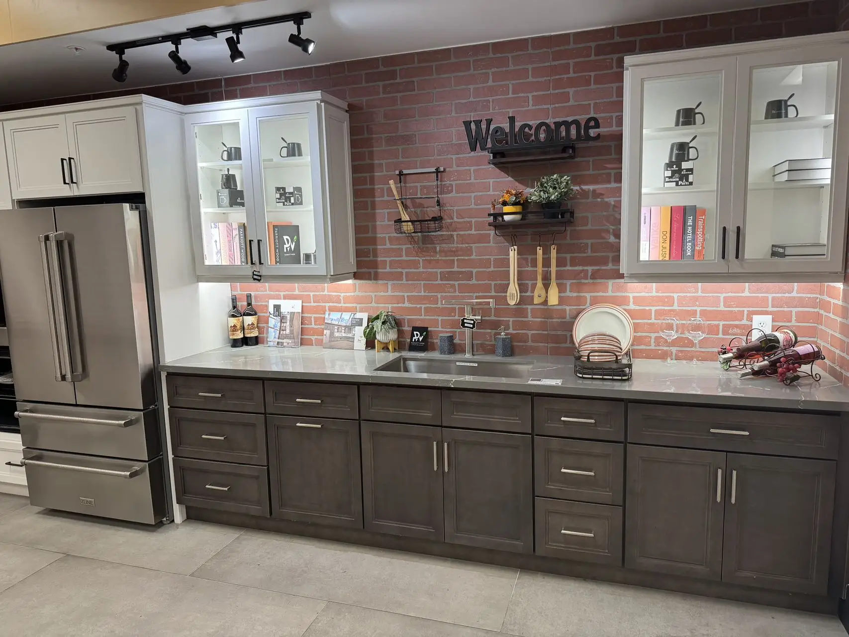 Cheap Price Wall&Drawer Base Kitchen Cabinets Modern Cabinets US Standard Wooden RTA Kitchen Cabinets