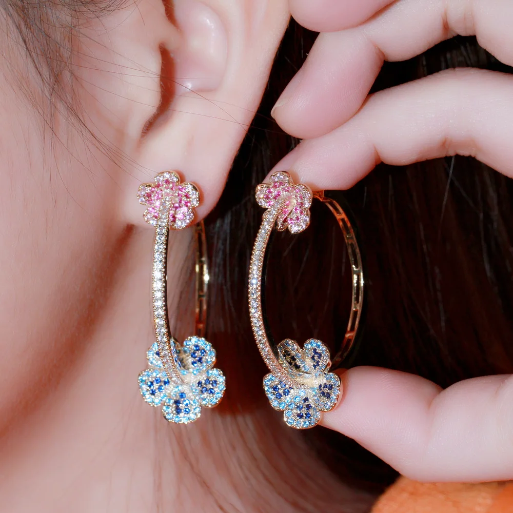 Beautiful Elegant Micro Pave Blue Red CZ Light Gold Plated Big Round Flower Shape Hoop Earrings for Women Jewelry Gift