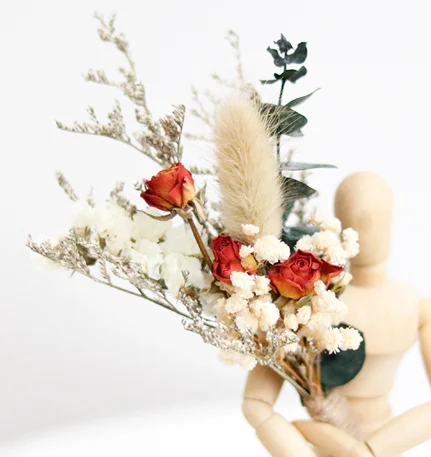 Mini flower bouquetDried flowersAeoniumsSmall giftsMultihead roses Bubbles Mixed boutonnieresFinished real flowers Corsages