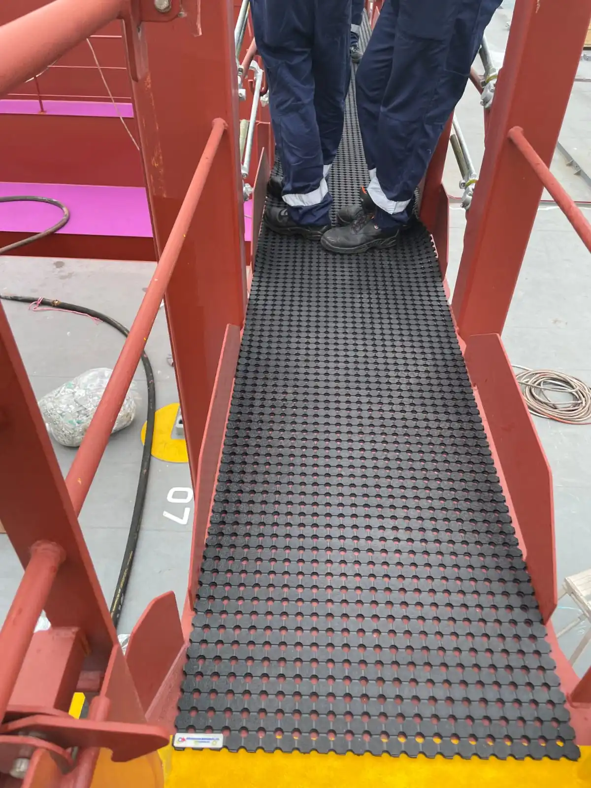 deck rubber mat 1.jpeg