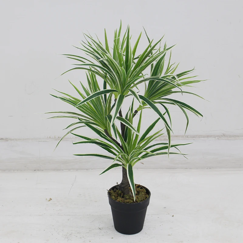 Factory direct sale indoor decoration lifelike artificial white grass tree leaves artificial plant
