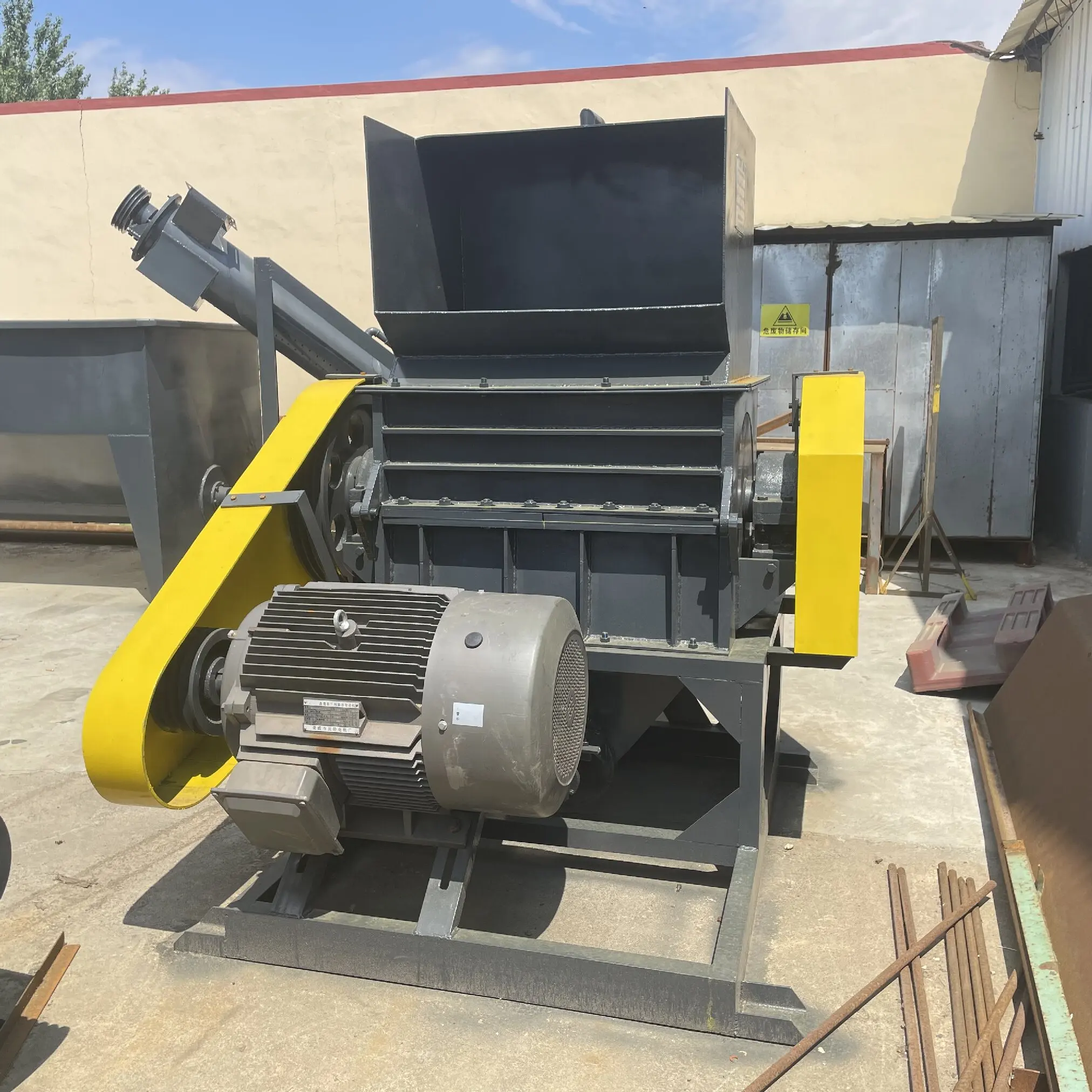 Automation High Quality Waste Plastic Crusher Machine PE PP PVC PET New Used Featuring Core Components Motor Bearing Gearbox
