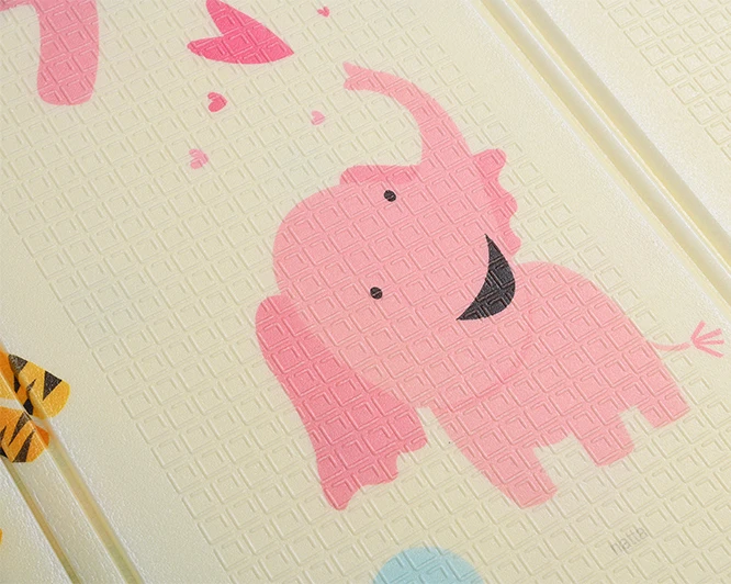 China Factory Dropshipping Xpe Folding Mat Long Operating Life Leather Play Mat Printed Crawling Play Mat