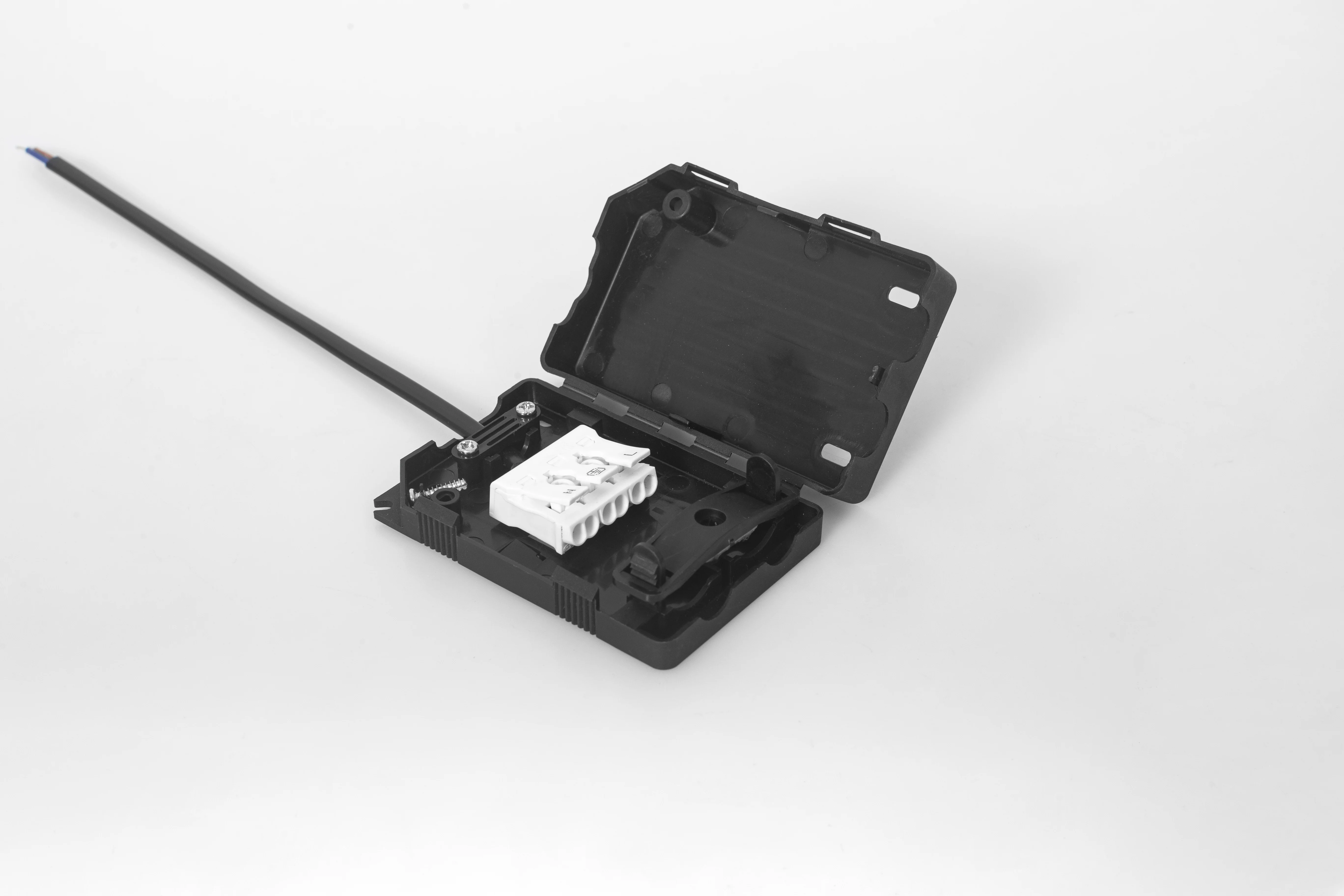 Fire Self-distinguishing PP 3 Way 5 Way Terminal Box easy maintain