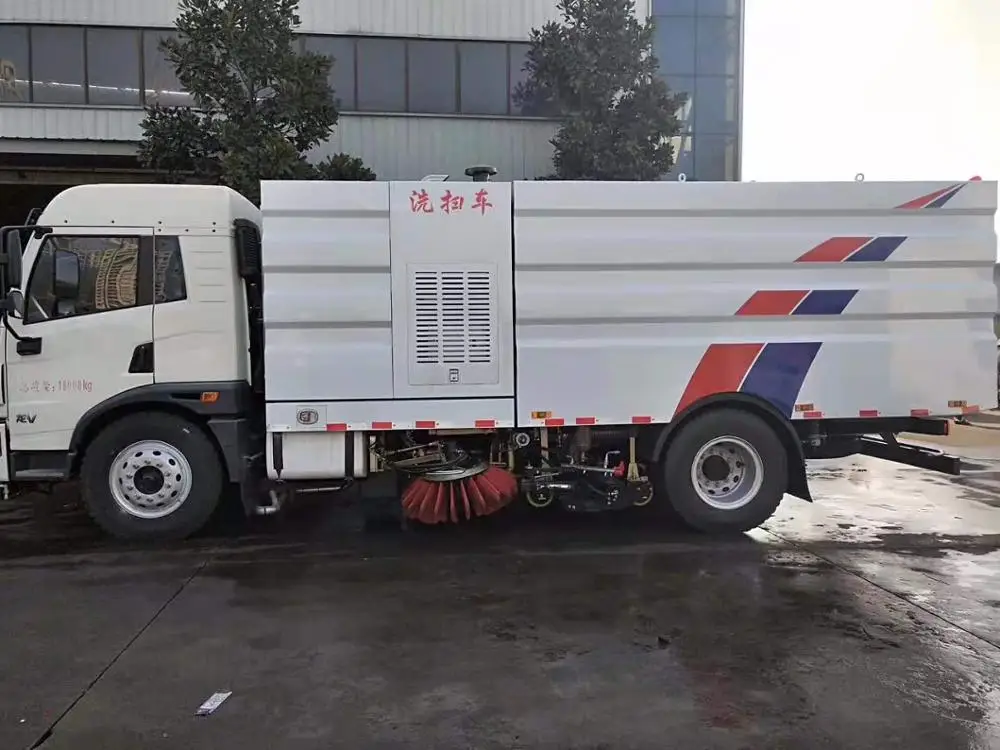 
High efficiency 4x2 Runway Street Road Highway Airport Vacuum Road Sweeper truck Sweeping cleaning truck 