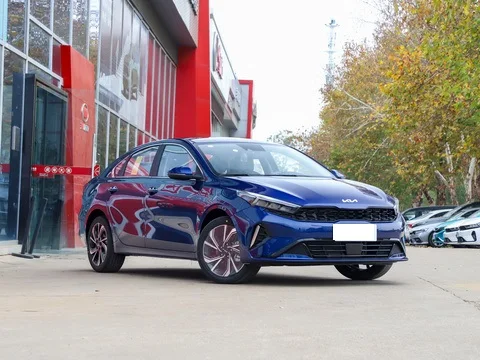 2025 в наличии электромобили Kia K3 EV 410 км новые автомобили KIA