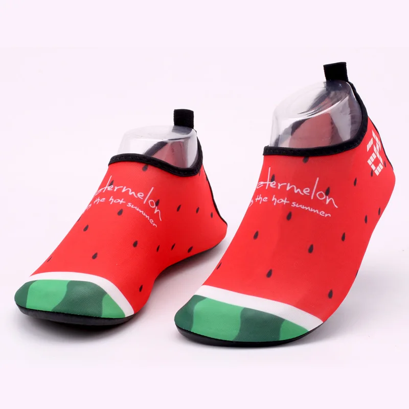 Недорогие высококачественные быстросохнущие детские уличные водные спортивные акватуфли, носки для бассейна, обувь без шнуровки, пляжная обувь