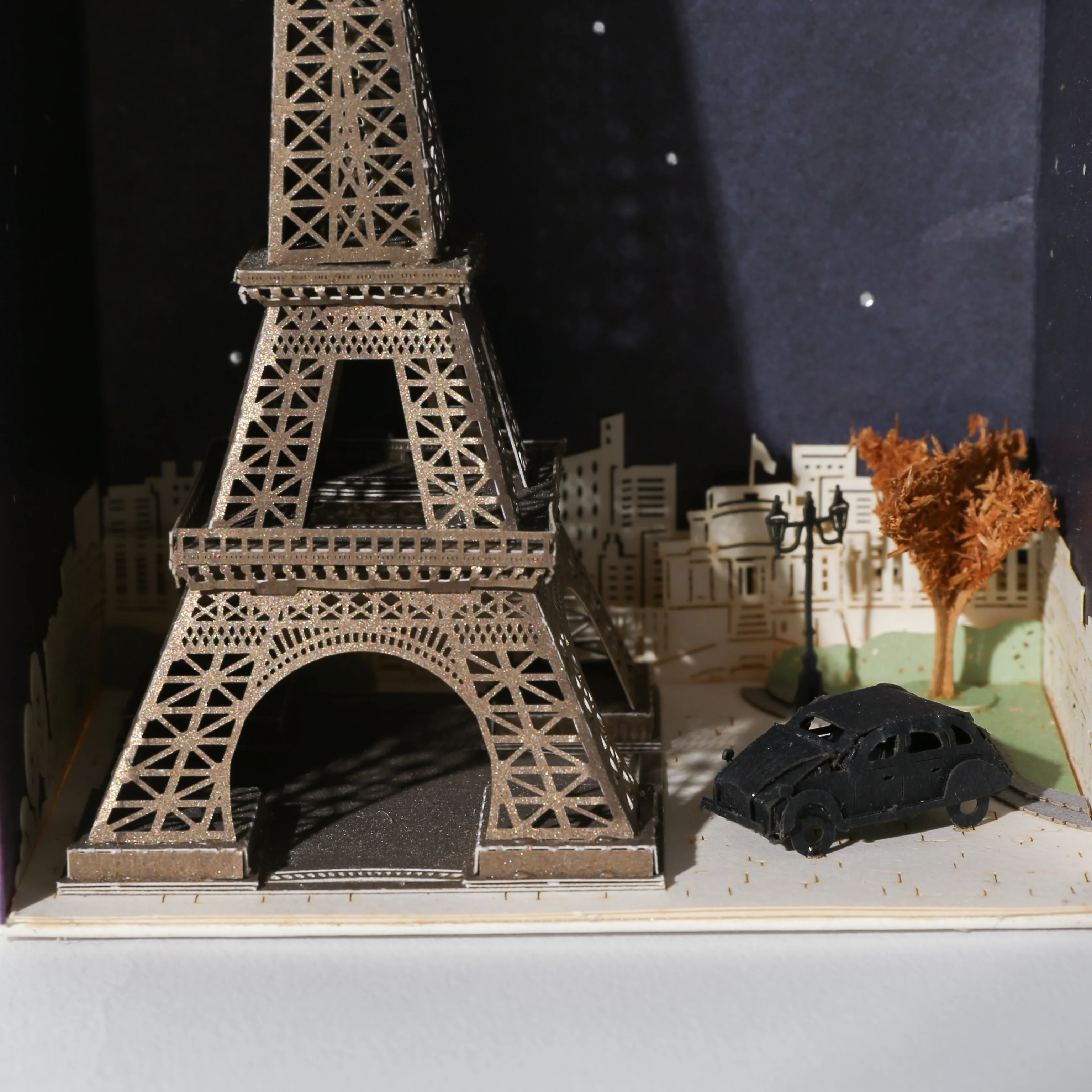 [4.C] Factory Direct Paris Eiffel Tower Miniature Paper Souvenir