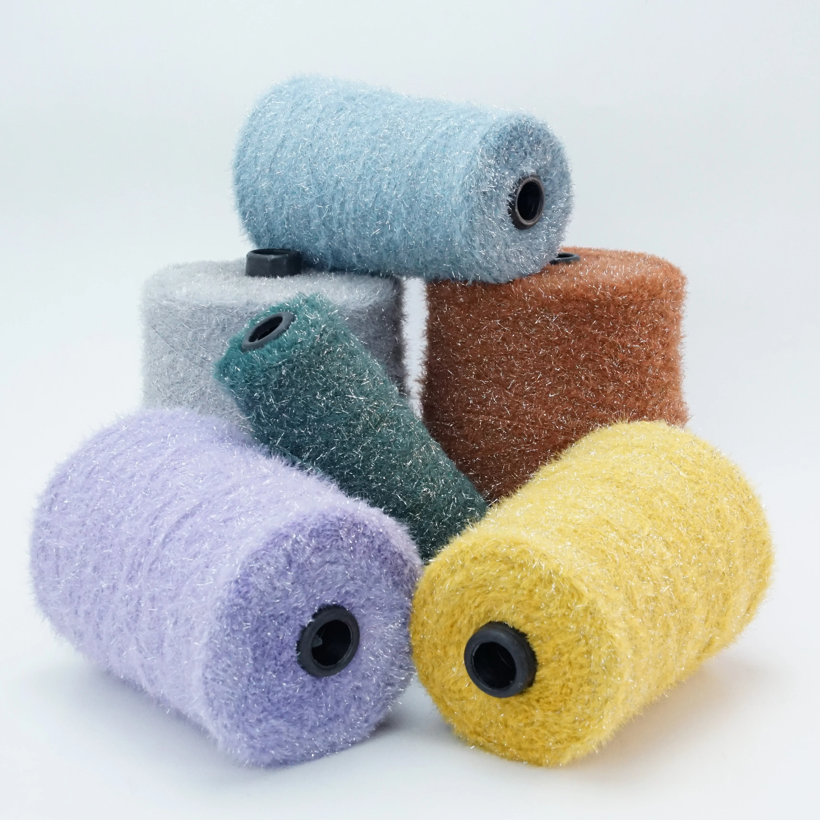 Wholesalers Soft Flash Glisten Thread Multicolor knitted for sweater 11NM Nylon Fancy Feather yarn