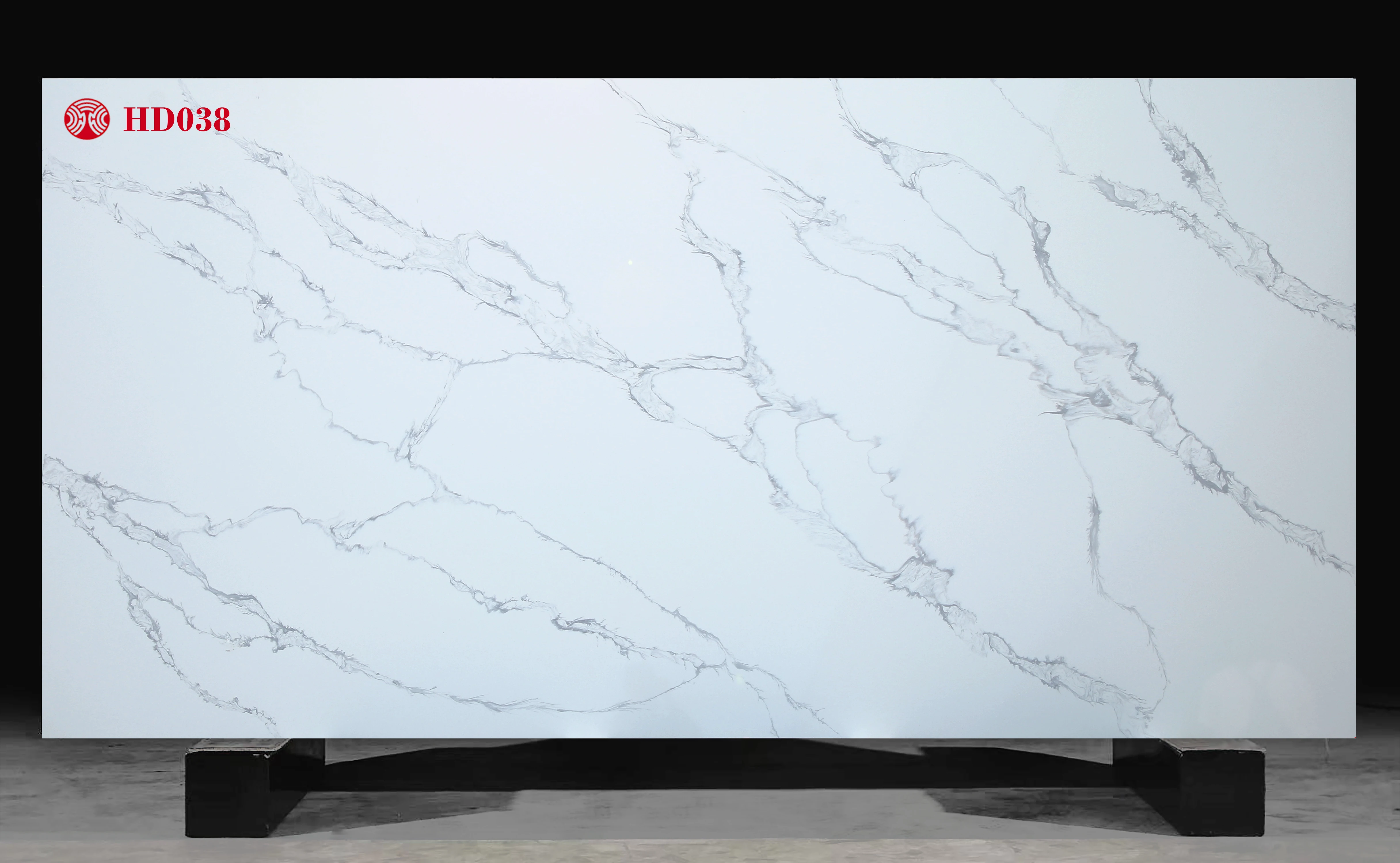 Super Jumbo Calacatta White Modern Design Artificial Quartz Stone for Kitchen Island Bathroom Vanities Table Tops