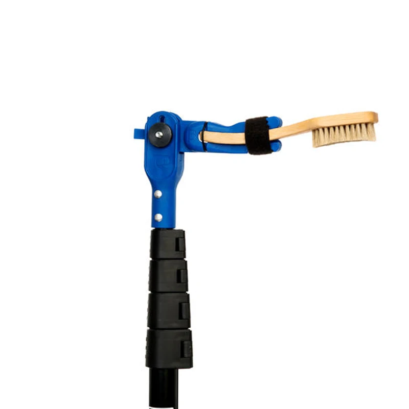 Custom  adjustable telescopic rod rock climbing bouldering competition cleaning brush