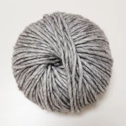 Factory direct sales 4mm icelandic wool icelandic coarse yarn hand knitting vest sweater scarf wool yarn
