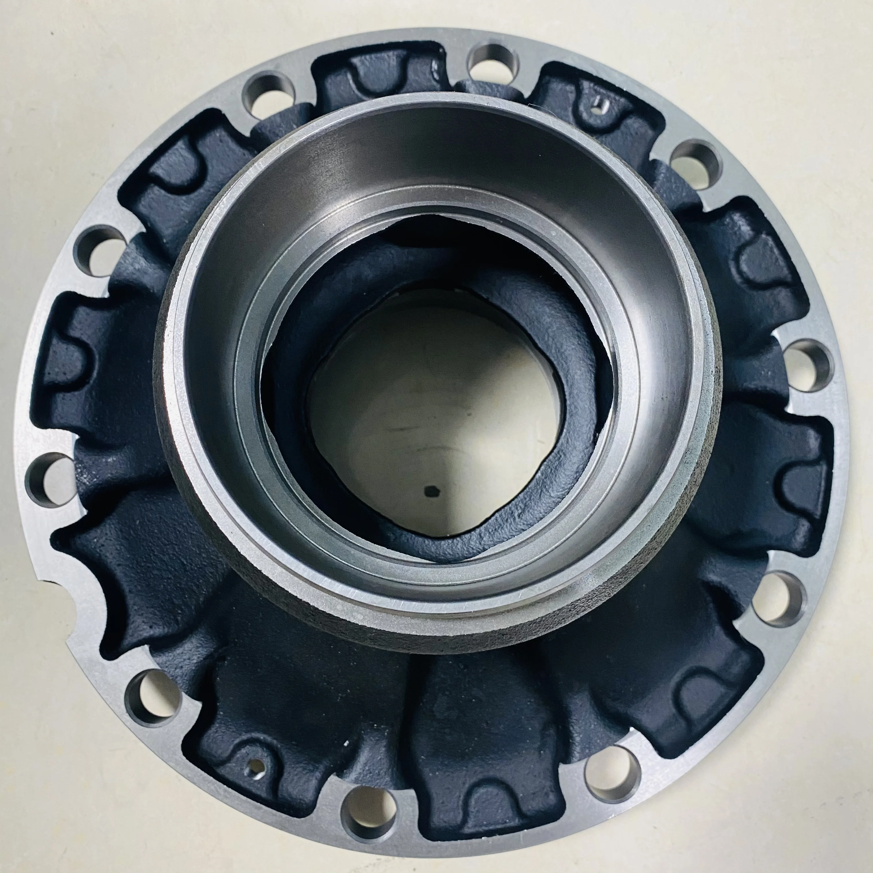 Factory professional HD90009410040 front hub