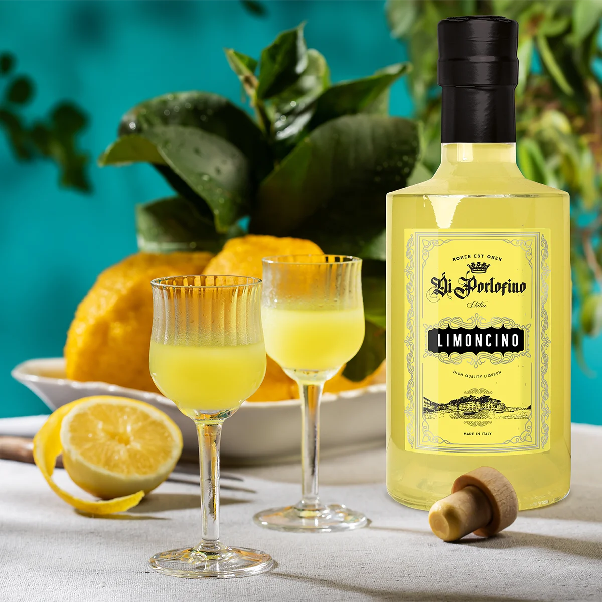 Жёлтый ликер с вековыми традиционными брендами 500 мл