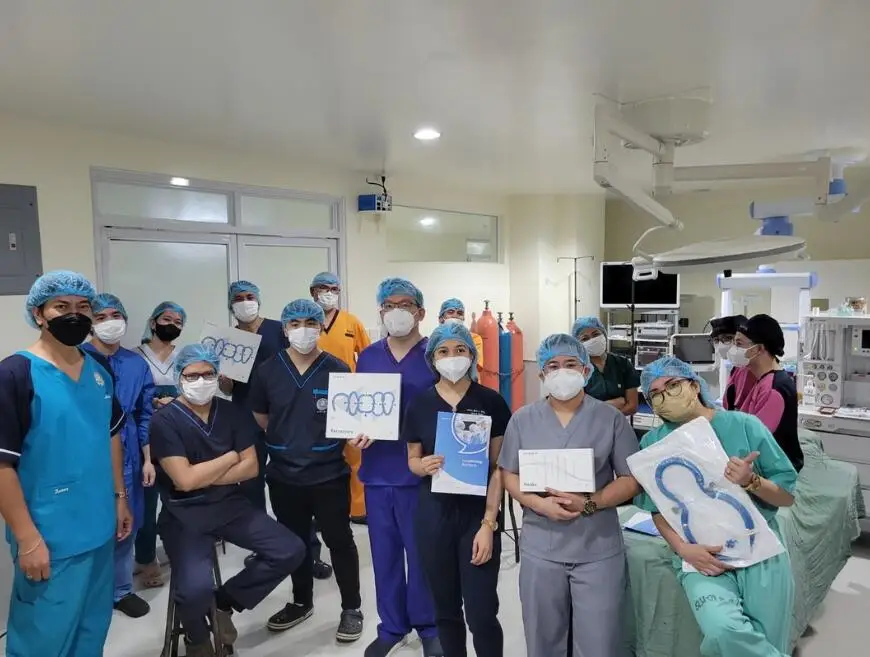 Wholesale Factory Price Self-Retaining adjustable disposable surgical retractor for colon rectal surgery