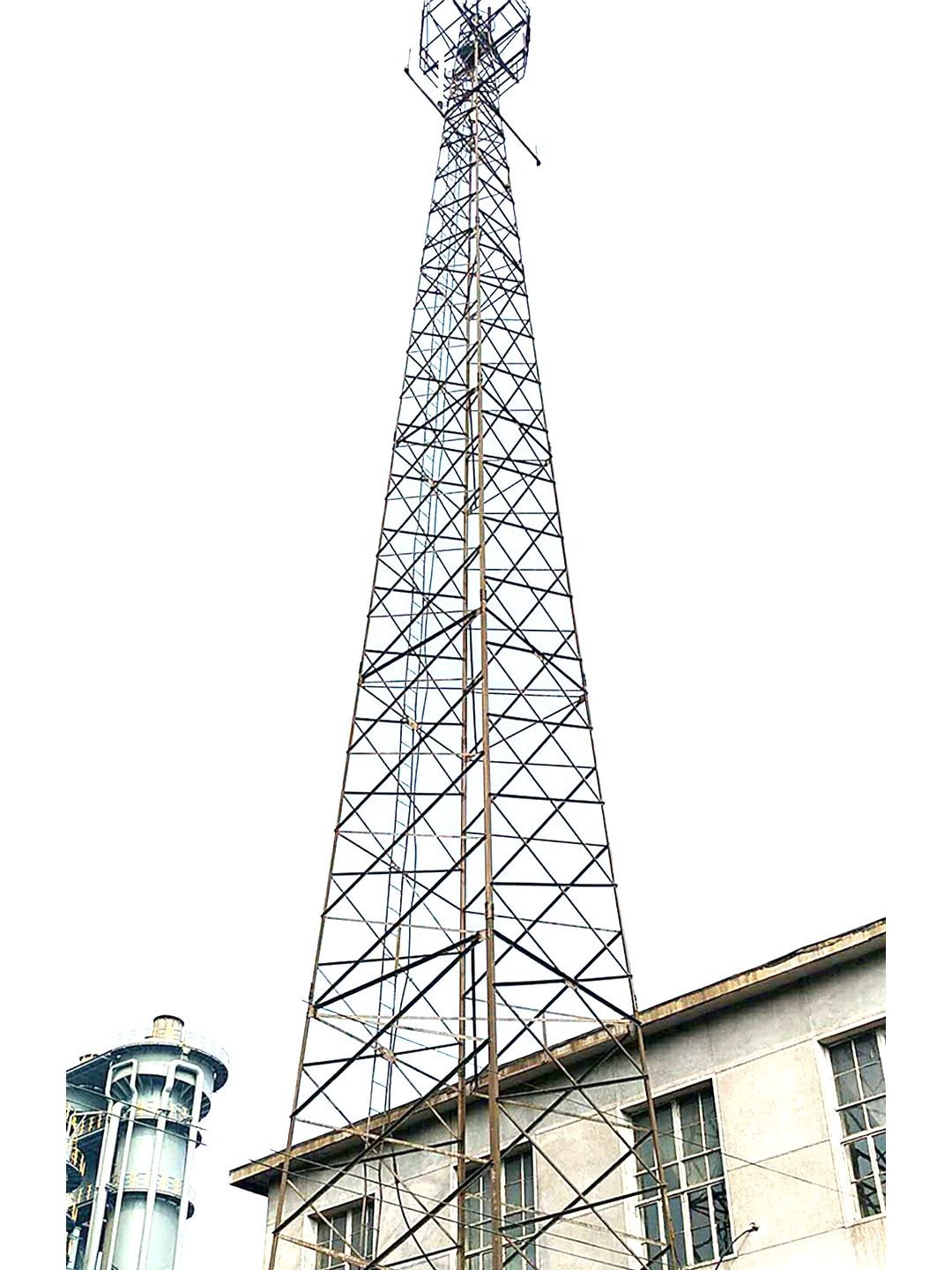 Durable Telecommunication Tower Telecom Tower For Wireless Communications Microwave