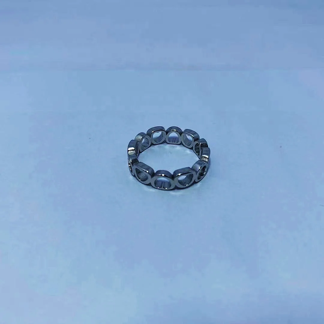 European and American foreign trade jewelry fashion simple temperament love shaped hollow ring