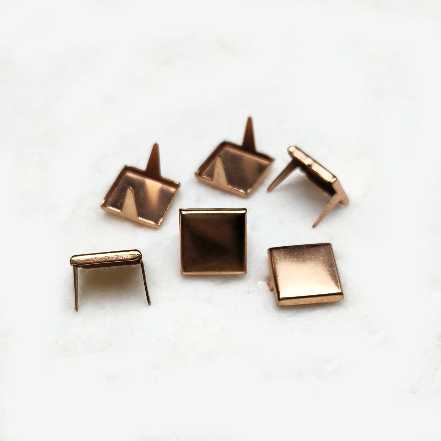 7mm High Quality Bag Accessories Most Popular Glossy Square Claw Nail Rivet for Handbag Backpack