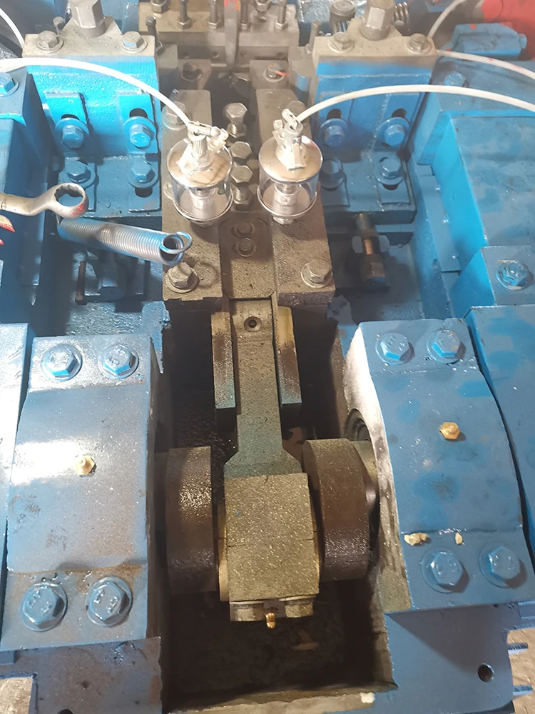 Steel iron roofing wire wafios screw nail making machine automatic in pakistan