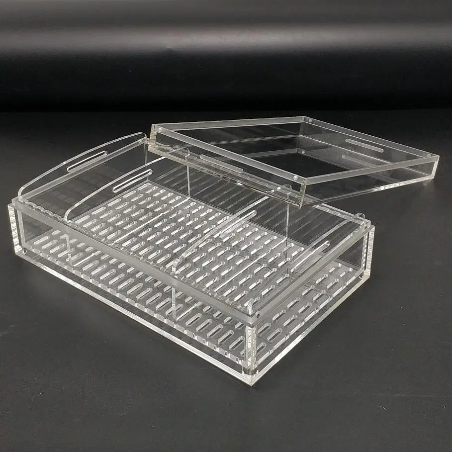 Custom acrylic humidor cigar case